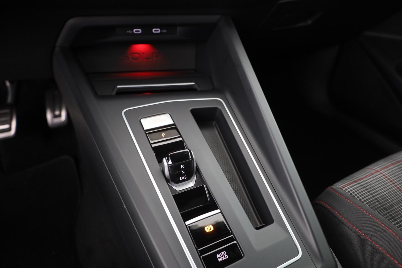 Volkswagen Golf VIII 2.0 TSI DSG GTI LED Navi Sitzheizung, миниатюра 13