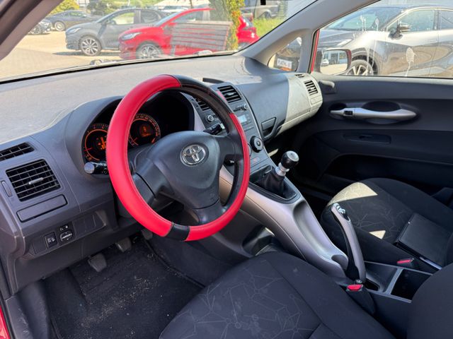 Toyota Auris Basis