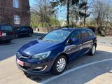 Opel Astra J 2.0 D SportsTourer/1.Hand/Automatik/PDC - Opel Astra mit Diesel-Antrieb: 2.0