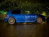 Volkswagen Golf 3.2 R32 4motion R32 - gebrauchte VW Golf aus dem Jahr 2004