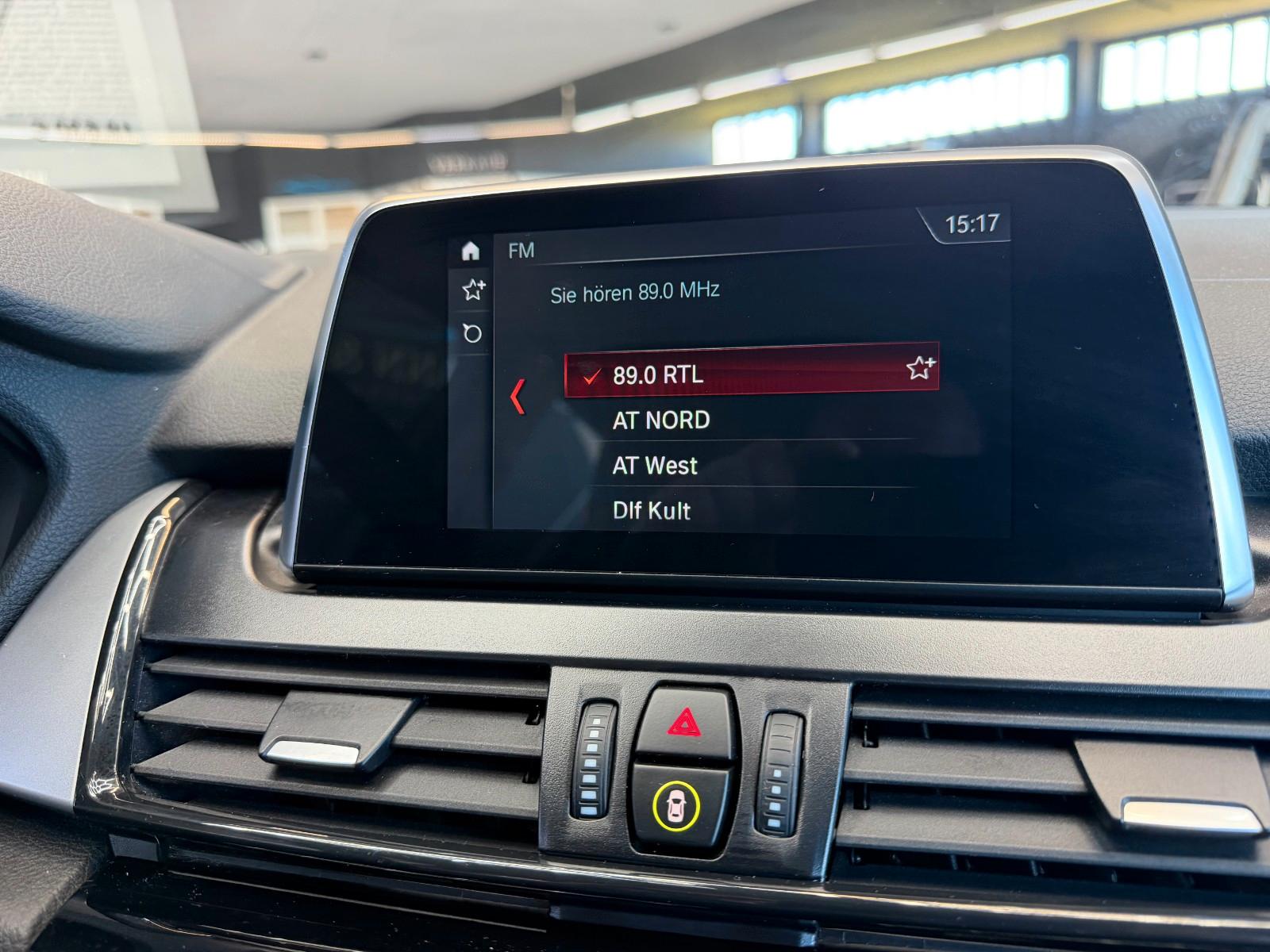 BMW 218 Active Tourer218d Advantage+ Navi+LED+SHZ+PDC, миниатюра 25