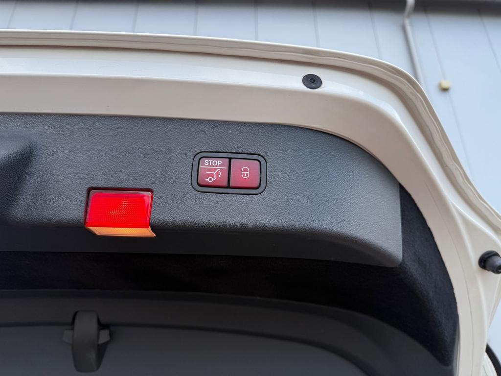 Mercedes-Benz CLS 63 AMG Shooting Brake