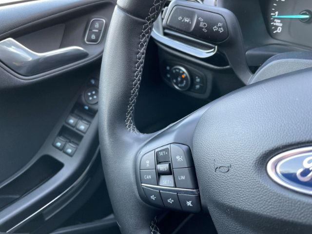 Fahrzeugabbildung Ford Fiesta 1.0 EcoBoost Titanium DAB, Tempomat, Klim