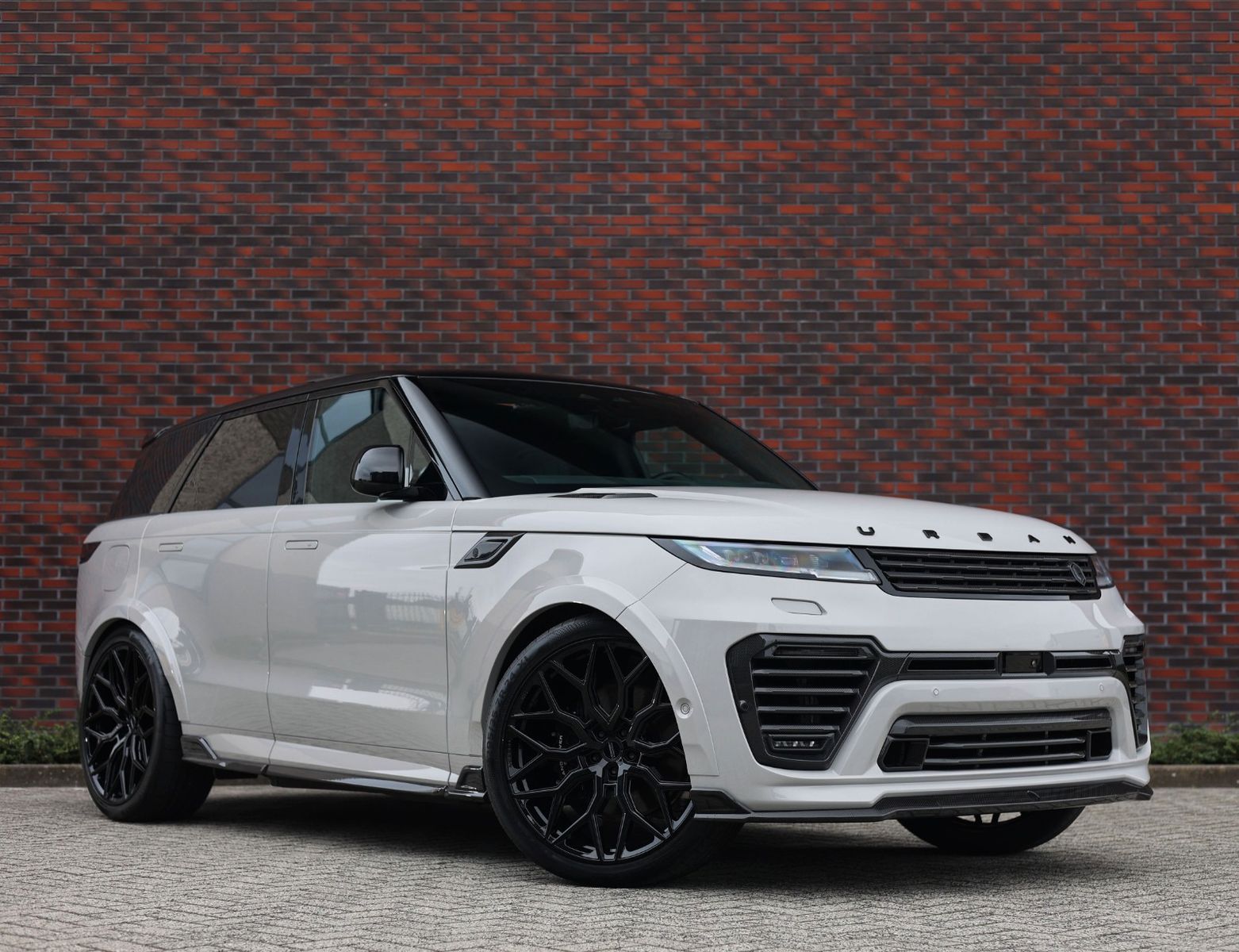 Land Rover Range Rover Sport P550e Autobiography Urban