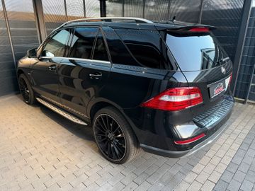 Mercedes ML 350 - 6