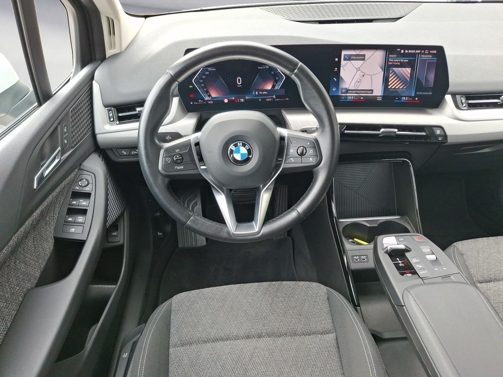 BMW 218 Active Tourer 218i Active Tourer Aut. Navi RFK Sitzheizung, миниатюра 24