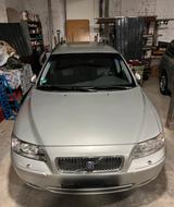 Volvo V70 Benzin / Erdgas - gebrauchte Volvo V70 aus dem Jahr 2005