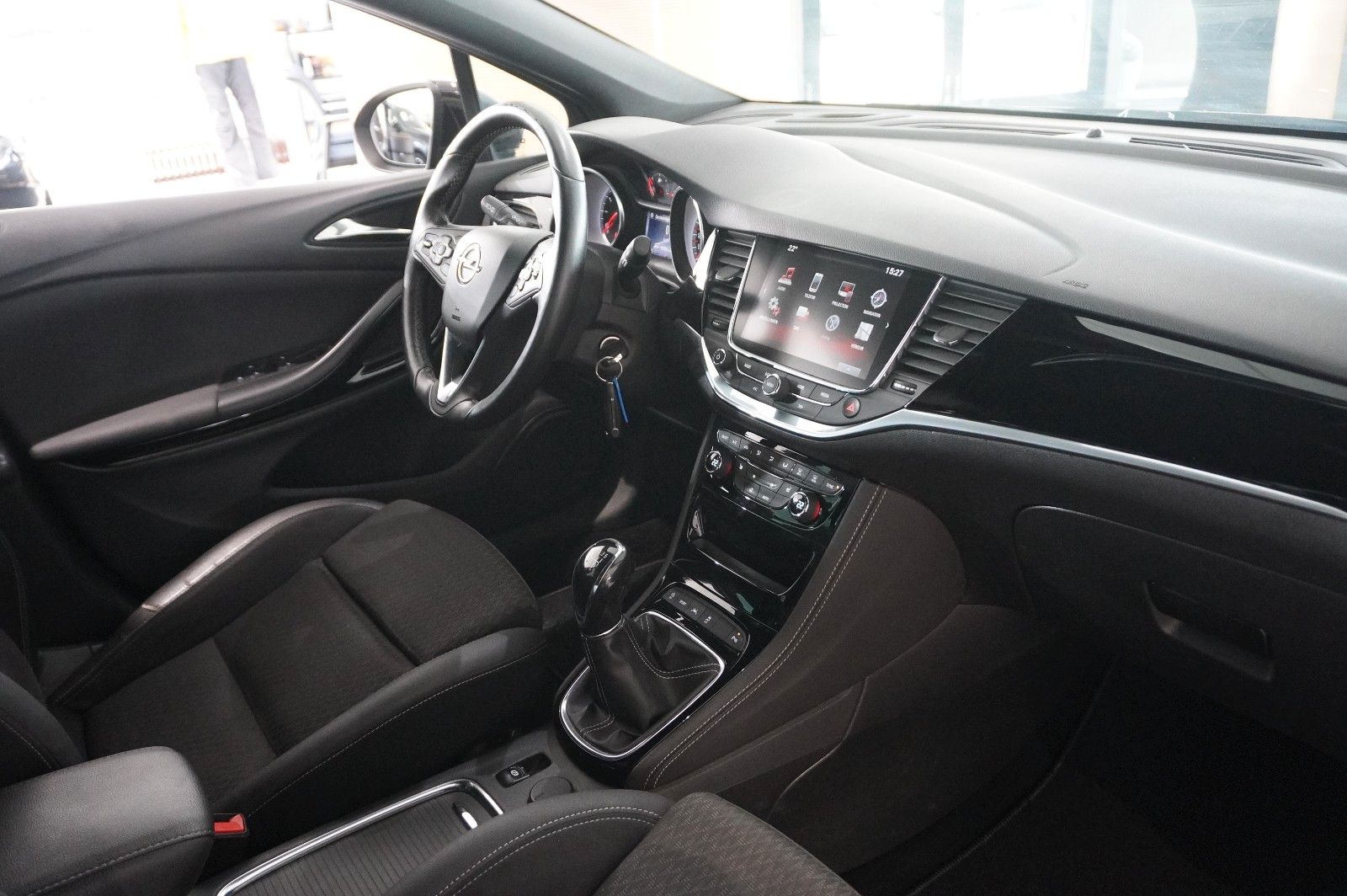 Fahrzeugabbildung Opel Astra K ST 1.6T INNOV. AHK/MATRIX/KAMERA/NAVI/SH