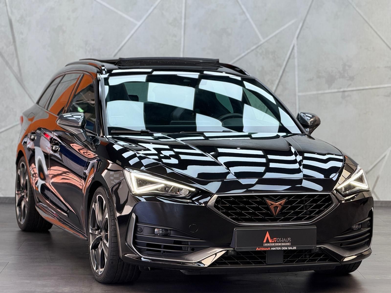 Cupra Leon VZ 4Drive 2.0 TSI|AHK|PANO|KAM|VIRT|LED|LM imagem 2