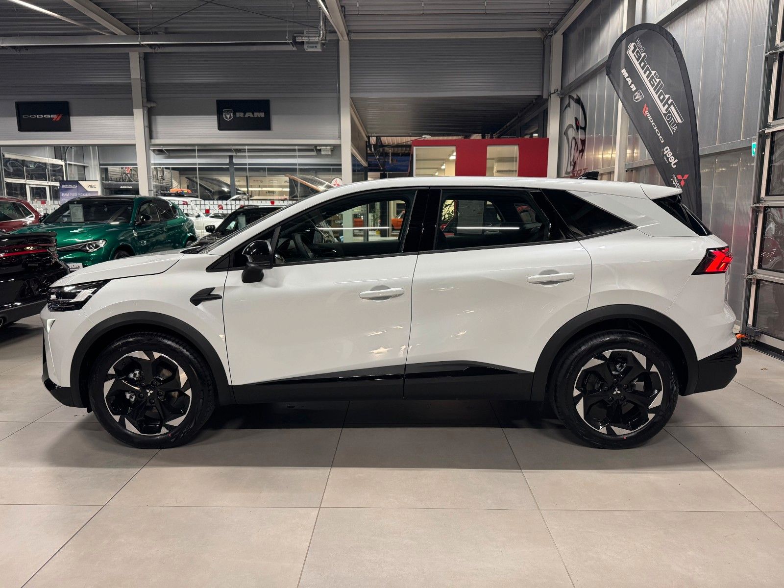 Fahrzeugabbildung Mitsubishi Grandis Diamant PLUS 1.3 T-Benziner 7-DCT