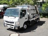 Mitsubishi Canter Fuso 7C15 Absetzer inkl. 3 Mulden - Kipper Mulden