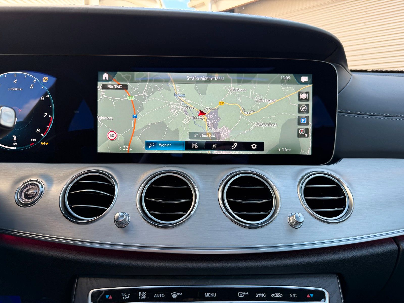 Fahrzeugabbildung Mercedes-Benz E 63 AMG S+DISTR+360°+AIRMAT+DRIVERS+NIGHT+PANO+