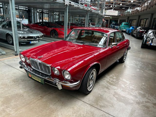 Jaguar XJ6