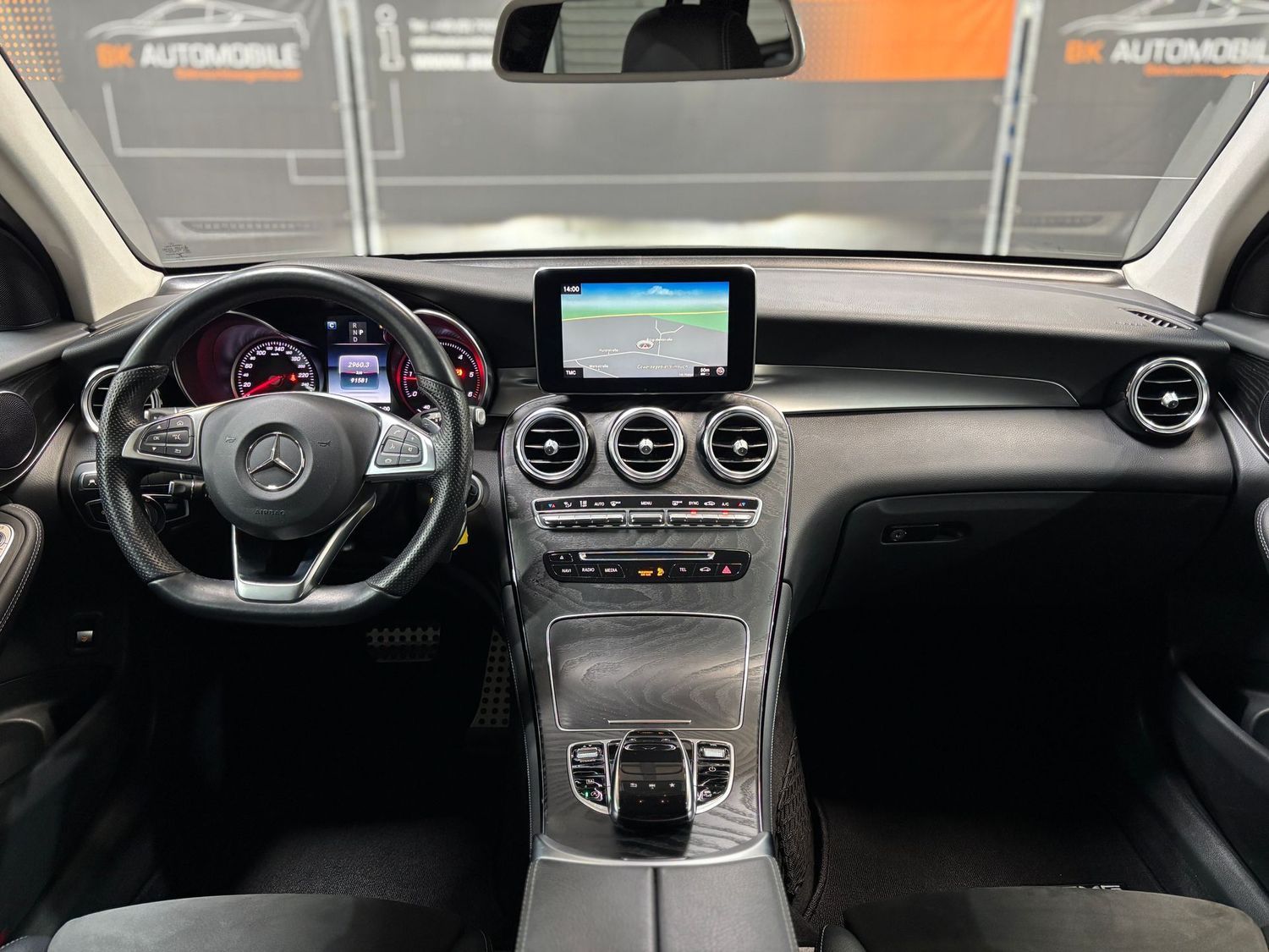 Fahrzeugabbildung Mercedes-Benz GLC 250 d AMG 4Matic#LED#Spur#360°#Alcantara