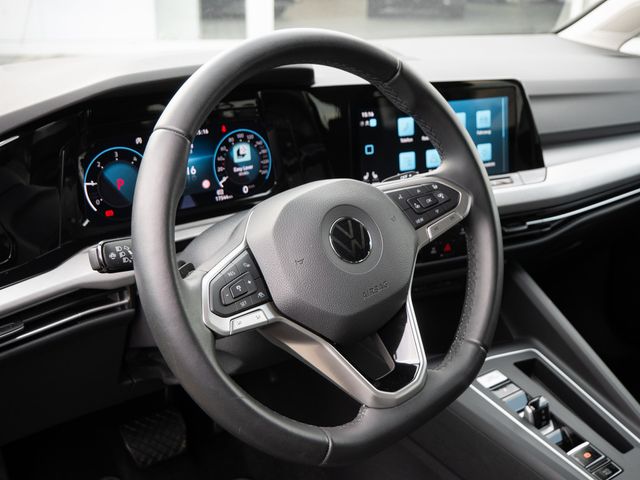 Golf VIII Variant 2.0 TDI Life STANDHZ ACC LED
