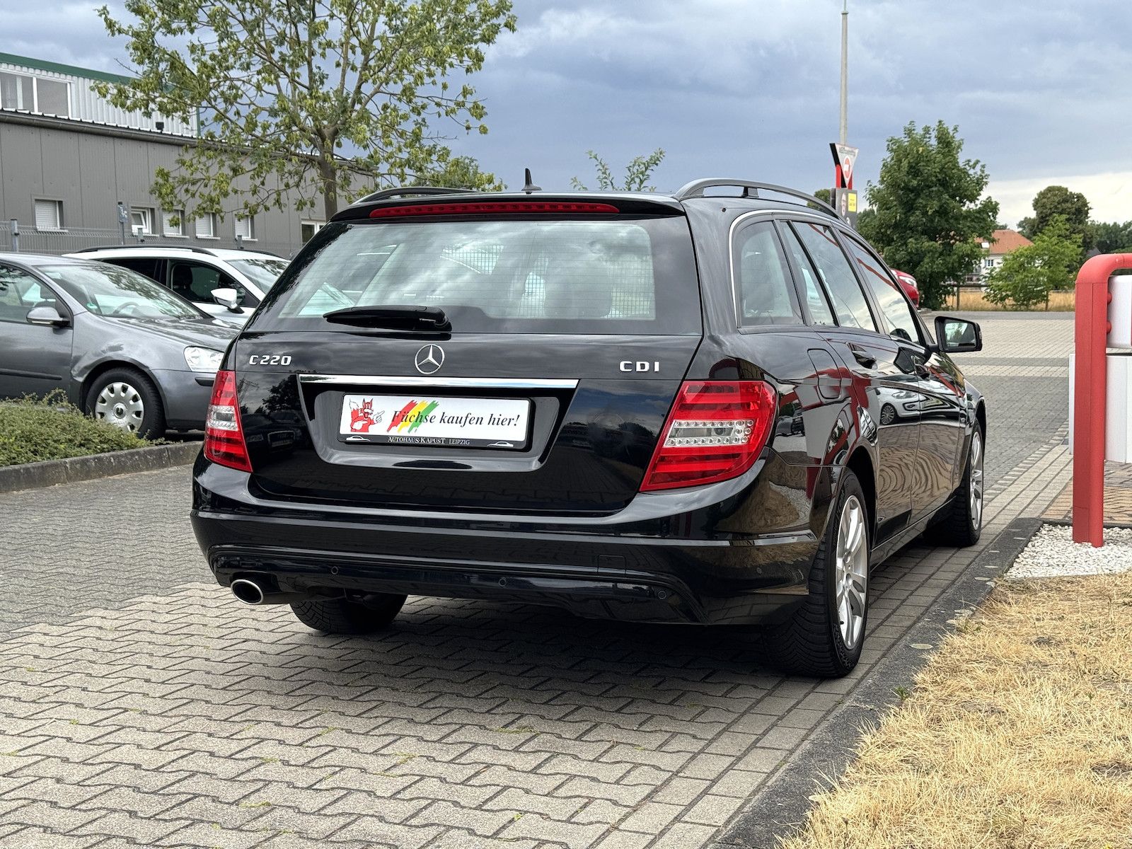 Fahrzeugabbildung Mercedes-Benz C 220 CDI T Autom. /Xenon/Navi/Tempo/AHK/