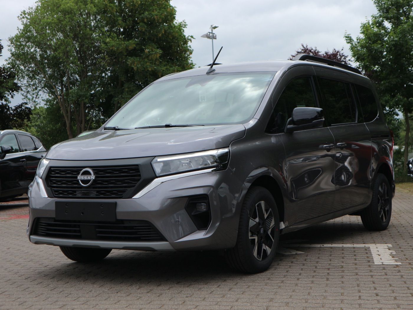 Nissan TOWNSTAR Kombi L2 1.3 DIG-T 7AT TEKNA 7 Sitze imagem 2