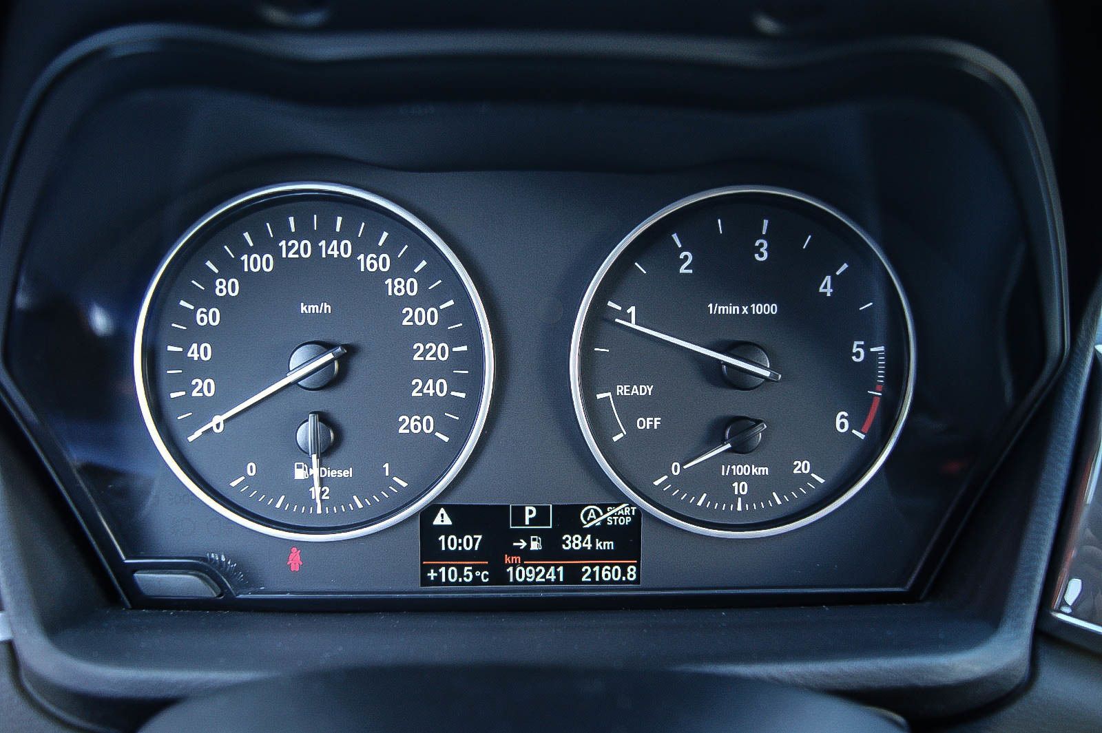 Fahrzeugabbildung BMW X1 xDrive18d xLine Aut. NAVI LED SIZHG TEMPOMAT
