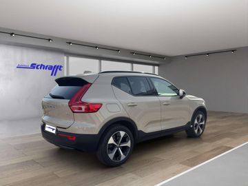 Volvo XC40 Plus Dark 2WD