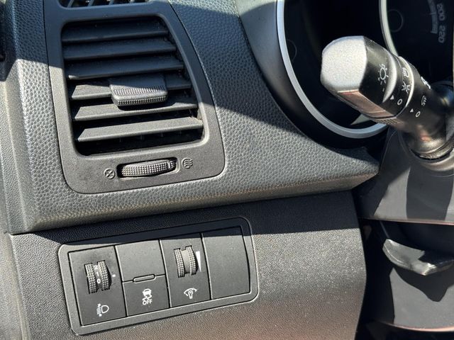 KIA Venga — Foto 15