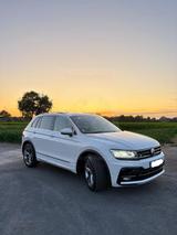 Volkswagen Tiguan 1.4 TSI ACT DSG SOUND R-Line - VW Tiguan von privat