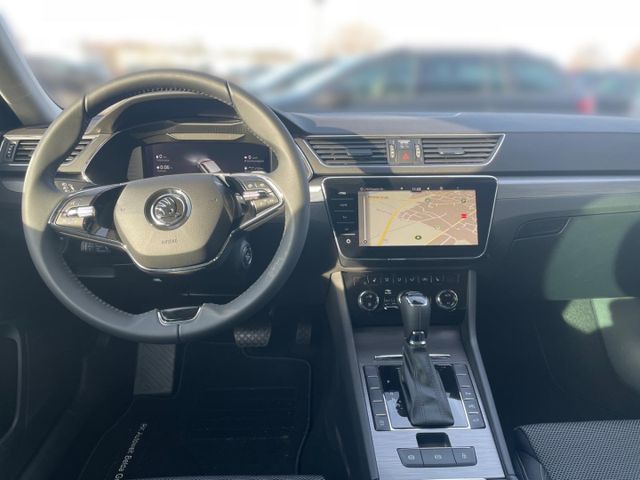 Superb Combi Style 2.0 TDI DSG,Navi,ACC,AHK,360°