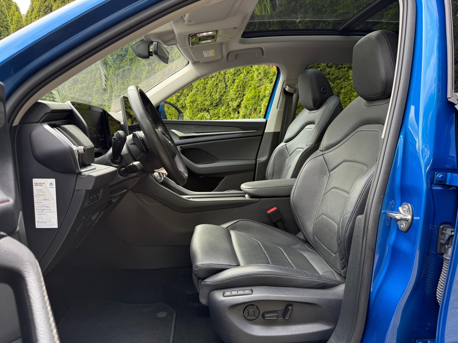 Fahrzeugabbildung SKODA Kodiaq 2.0TDI DSG 4x4 Select. LEDER+PANO+AHK+KAM