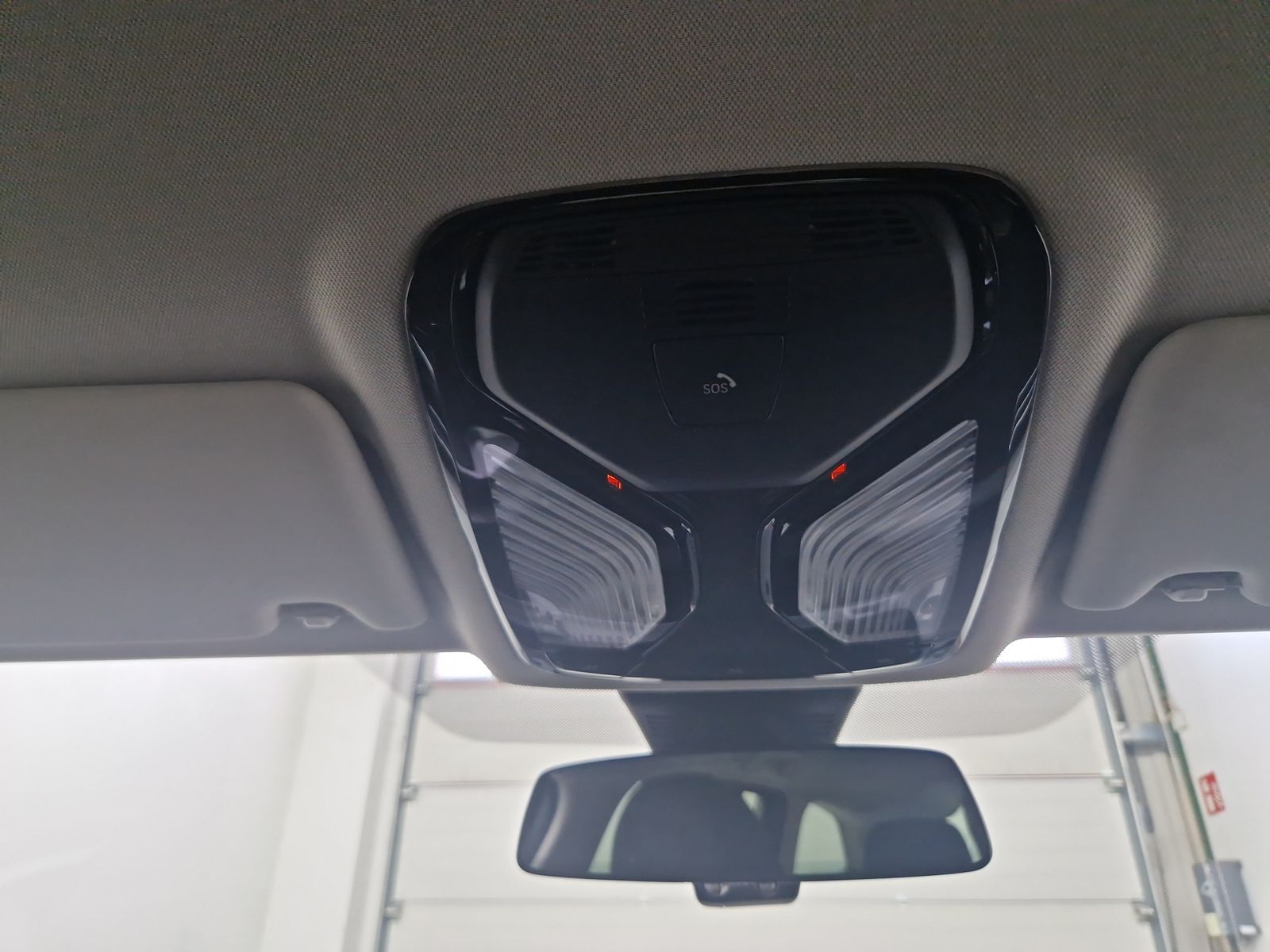 BMW 318 i Touring Navi LED SHZ Allwetter – Bild 32
