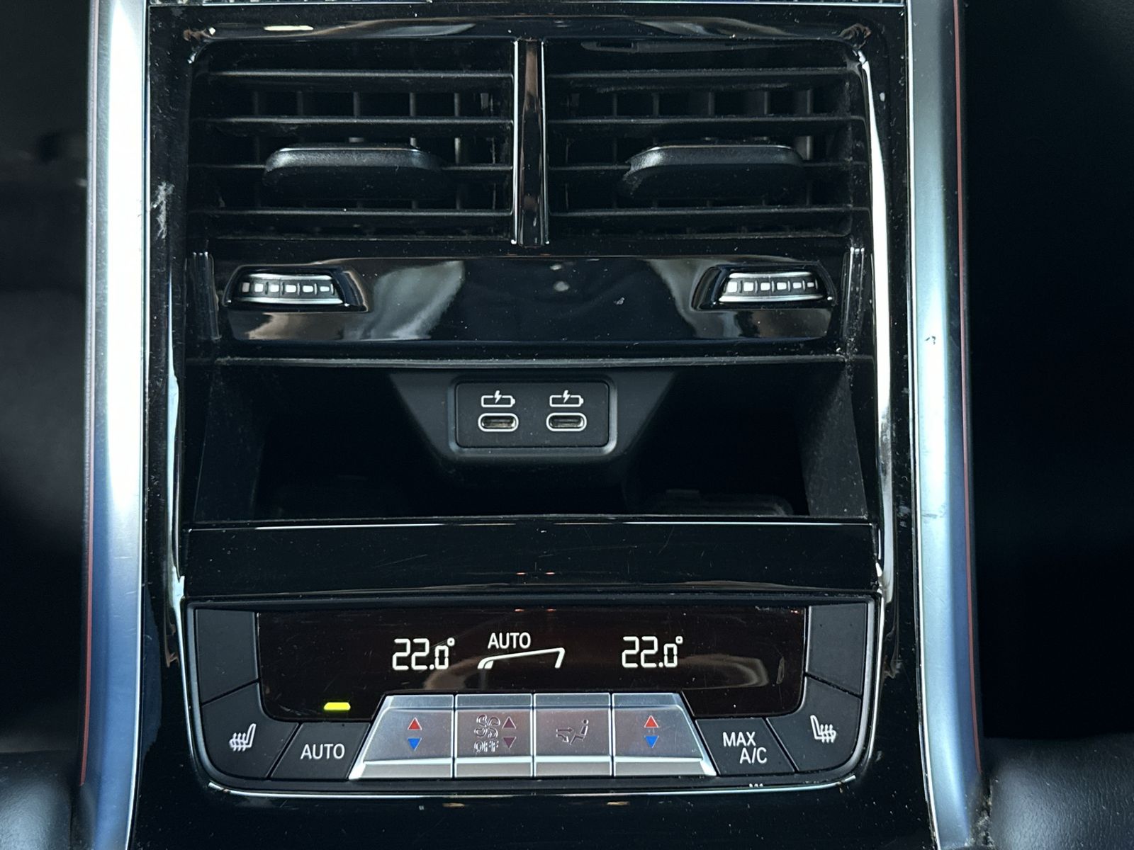 Fahrzeugabbildung BMW M850i xDrive Gran Coupé NAV+LASER+H&K+20ZO+360°