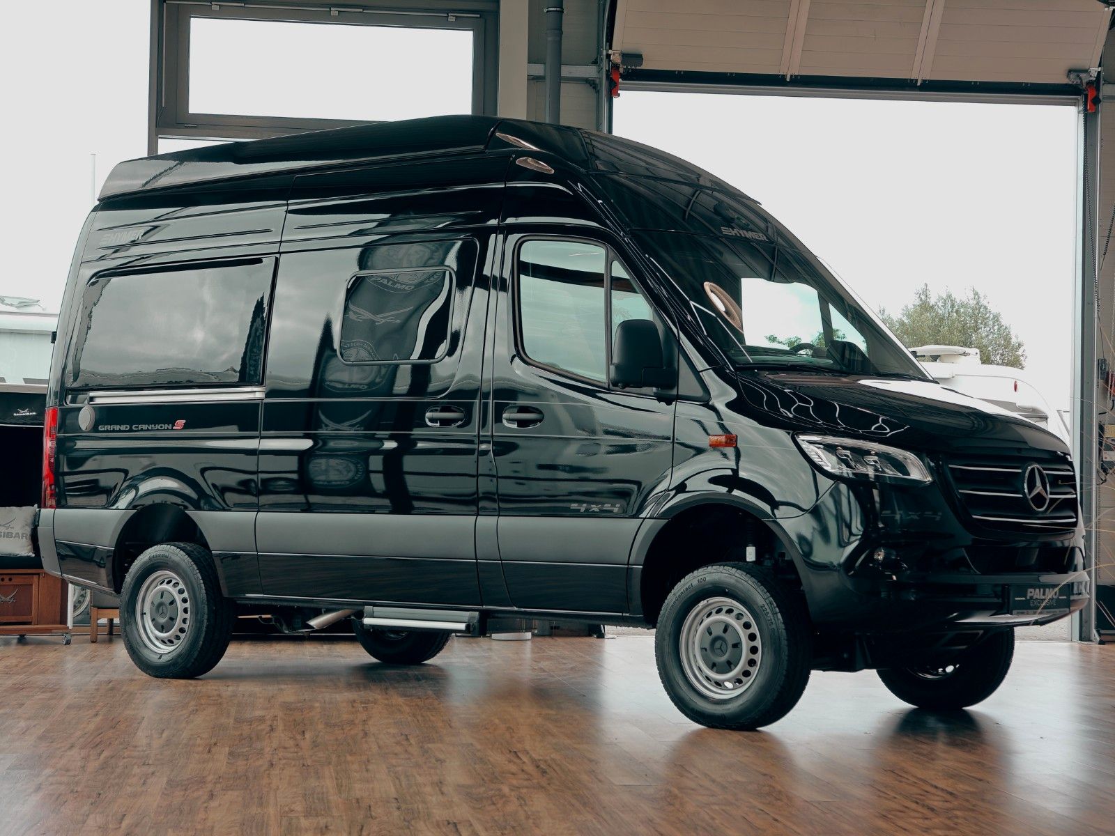 Fahrzeugabbildung HYMER / ERIBA / HYMERCAR GRAND CANYON S 4x4 MB 600 2025 - SCHLAFDACH