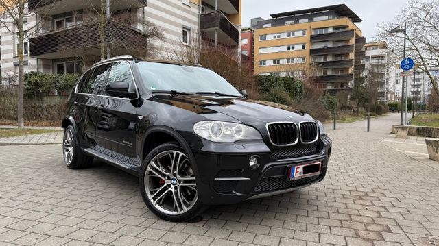 BMW X5 xDrive 40d/Sport/SoftClose/HeadUP/Kam/Pano/21