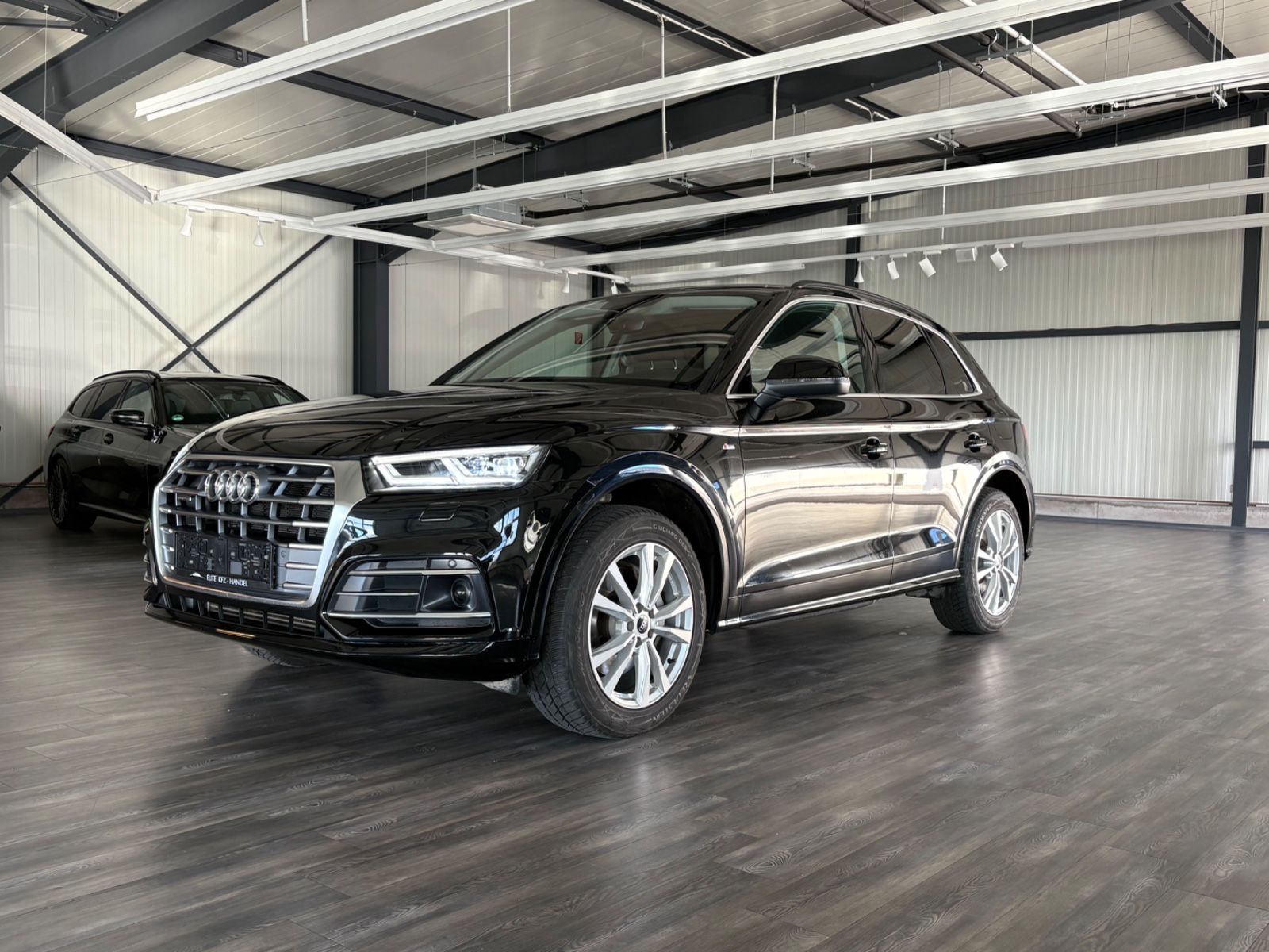 Audi Q5 - 1