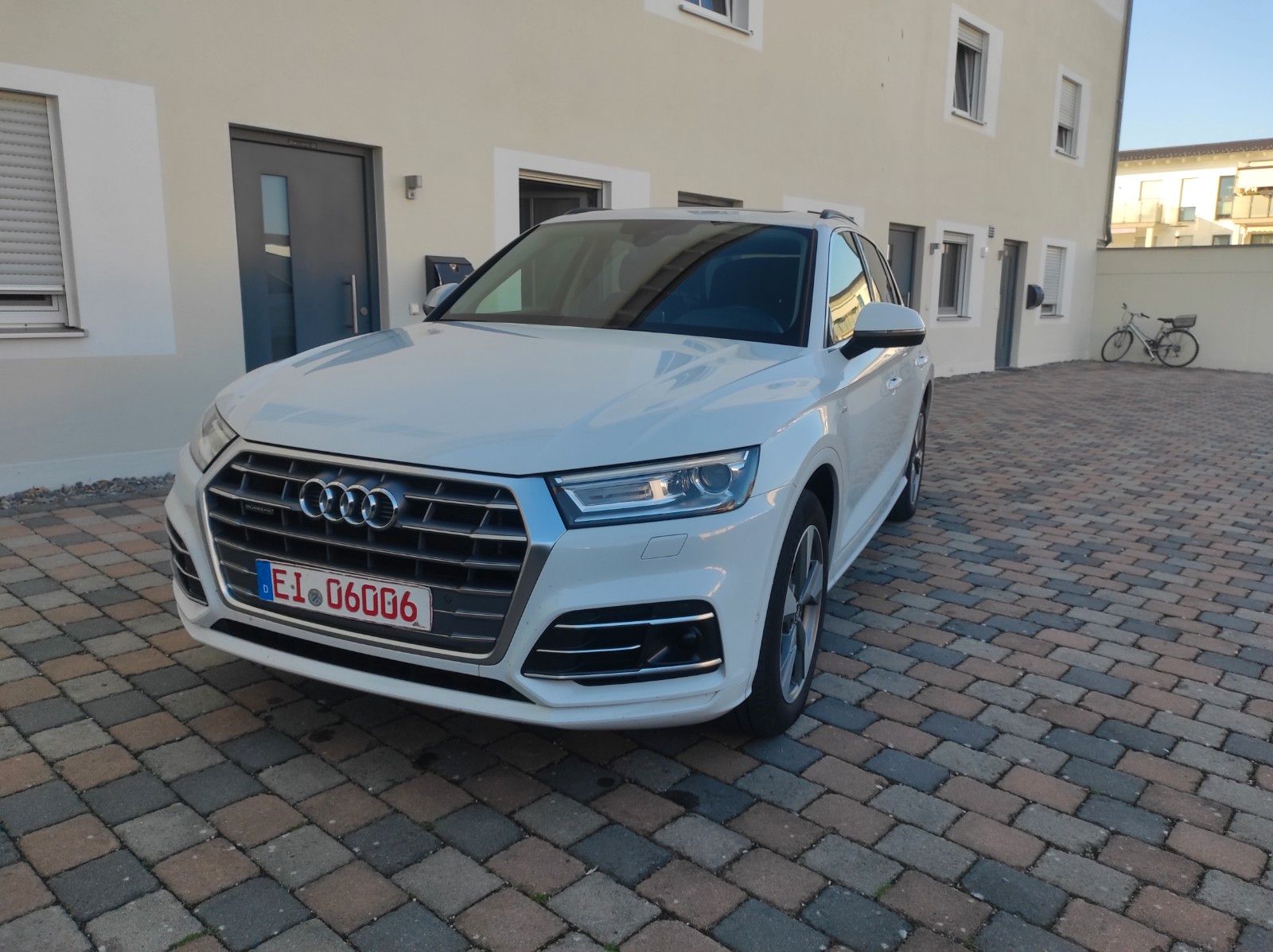 Audi Q5 50 TFSI  quattro sport. Auto/Navi/ACC/ S-Line