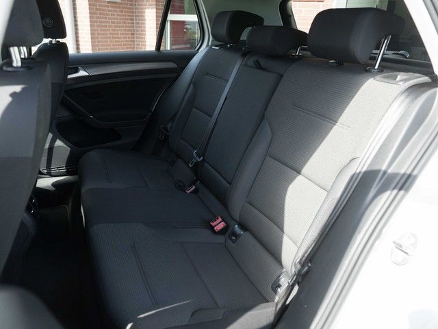 Golf VII e-Golf CCS Navi Discover Pro LED heizba