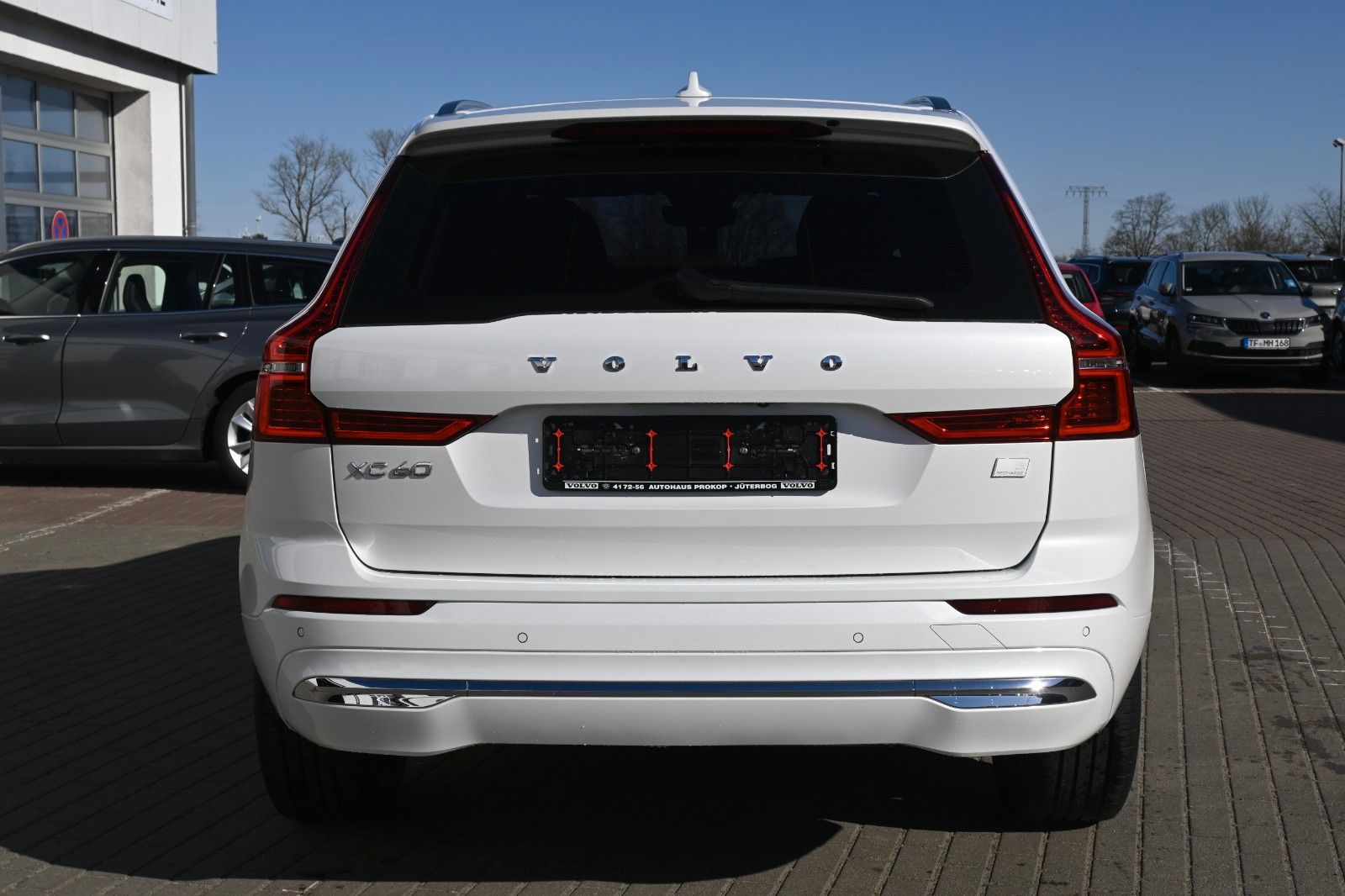 Fahrzeugabbildung Volvo XC60 T6 RC Inscription Expression*FSHZG*RFK*ACC