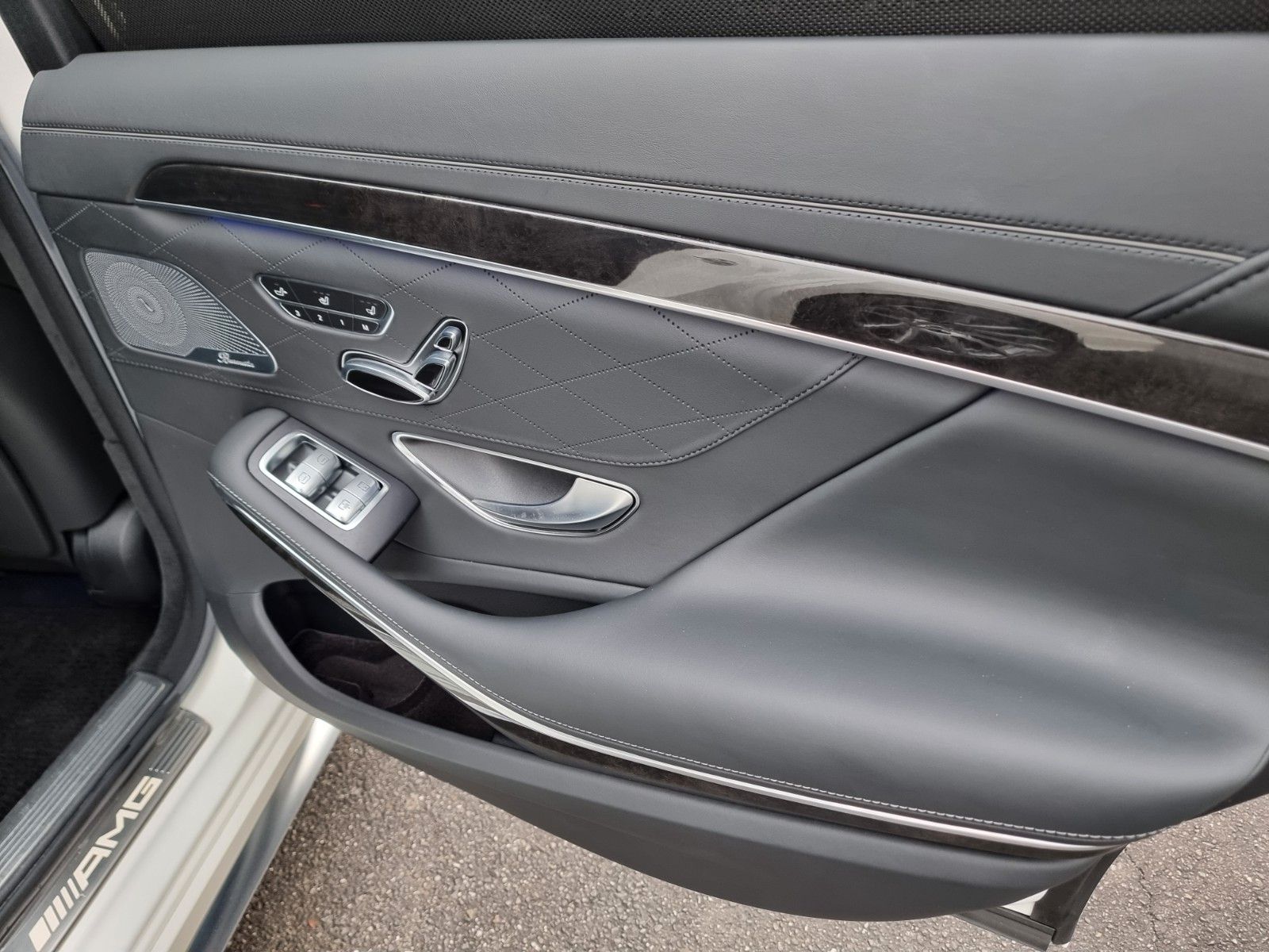 Fahrzeugabbildung Mercedes-Benz S 63 L AMG Designo/Originale km/1A Zustand