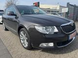 Skoda Superb Combi Elegance/Automatik/1 HAND - Skoda Superb in Bonn