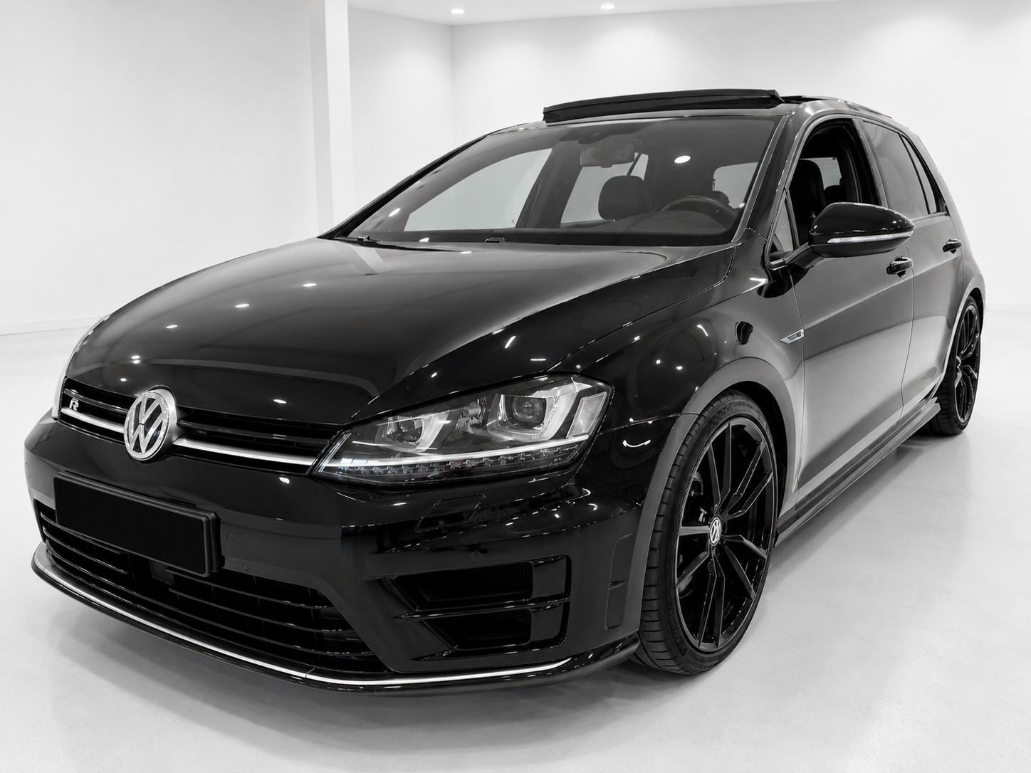 Volkswagen Golf VII Lim. R 4M/Bi-Xen/Pano/DCC/Kam/DynAu/19"