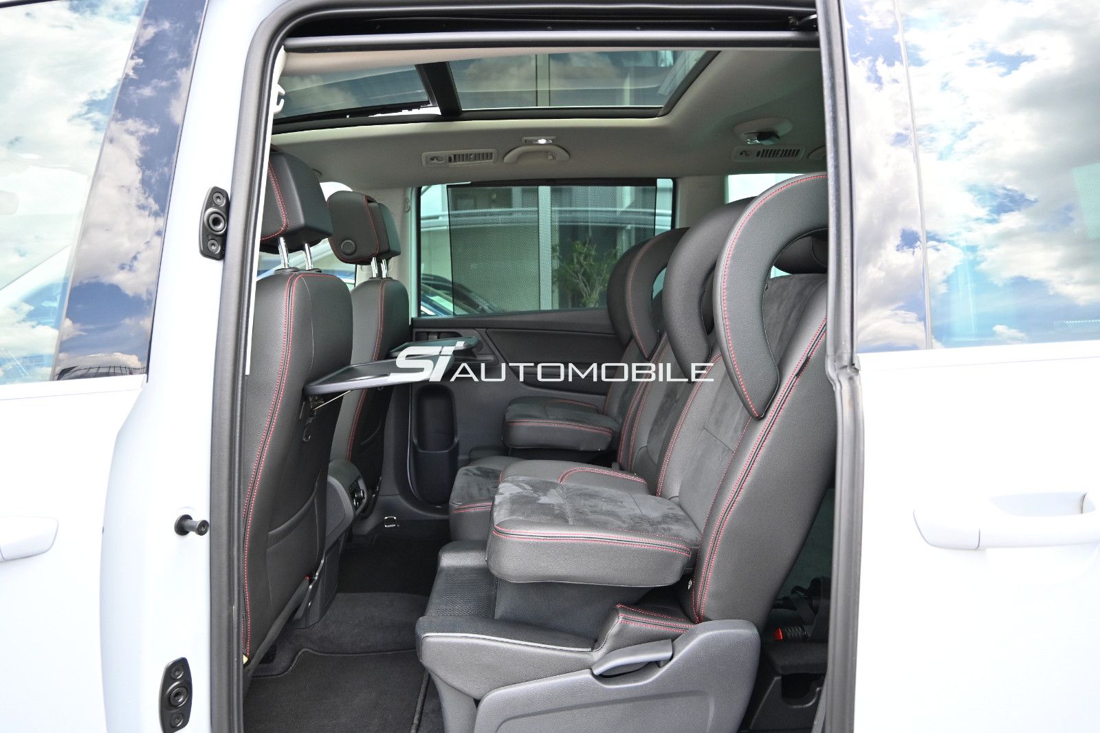 Fahrzeugabbildung SEAT Alhambra 2.0 TDI S&S FR-Line DSG °AHK°DCC°STHZ°
