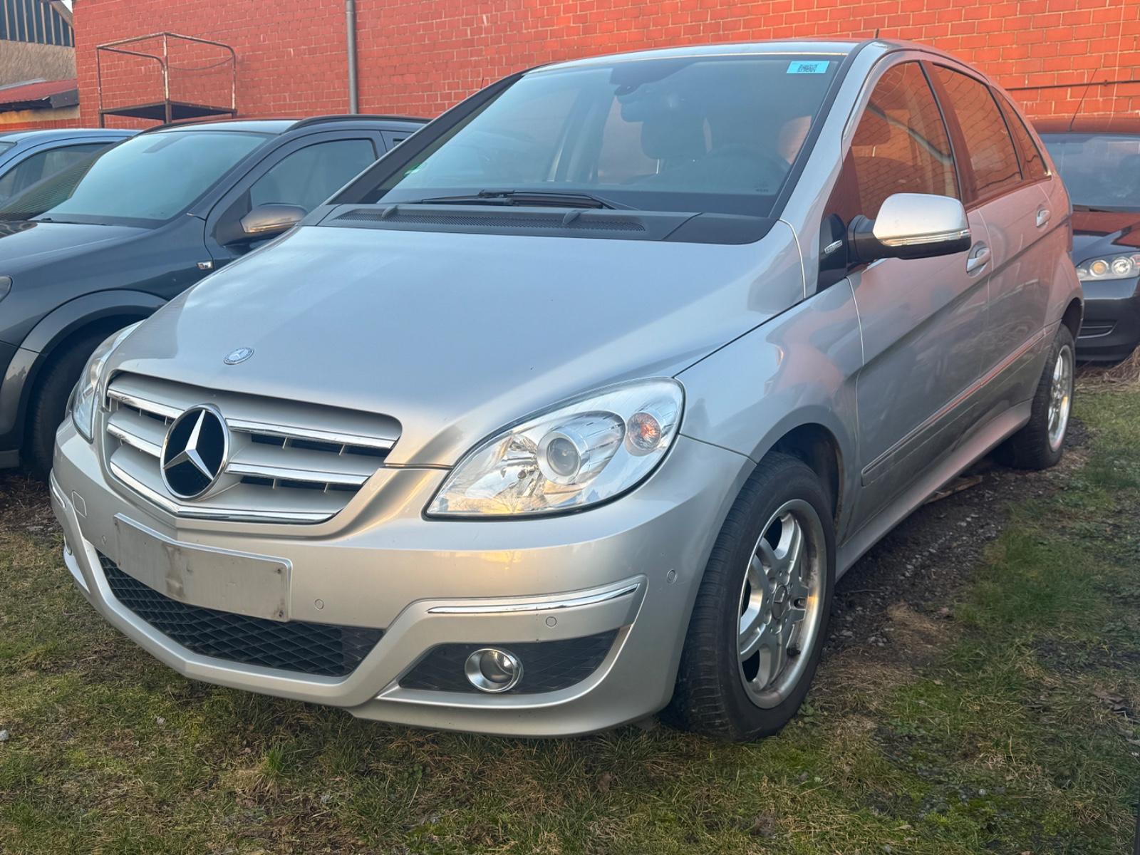 Mercedes-Benz B 170 B B 170 NGT+BlueEfficiency+Benzin und CNG