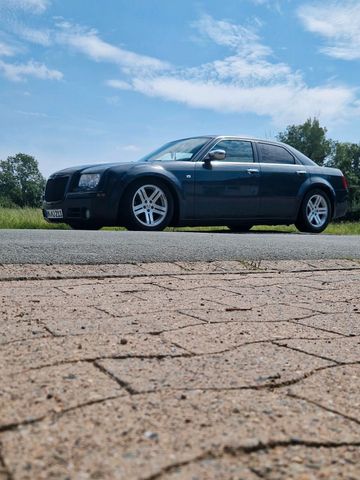 Chrysler 300c 3,0 crd Sedan