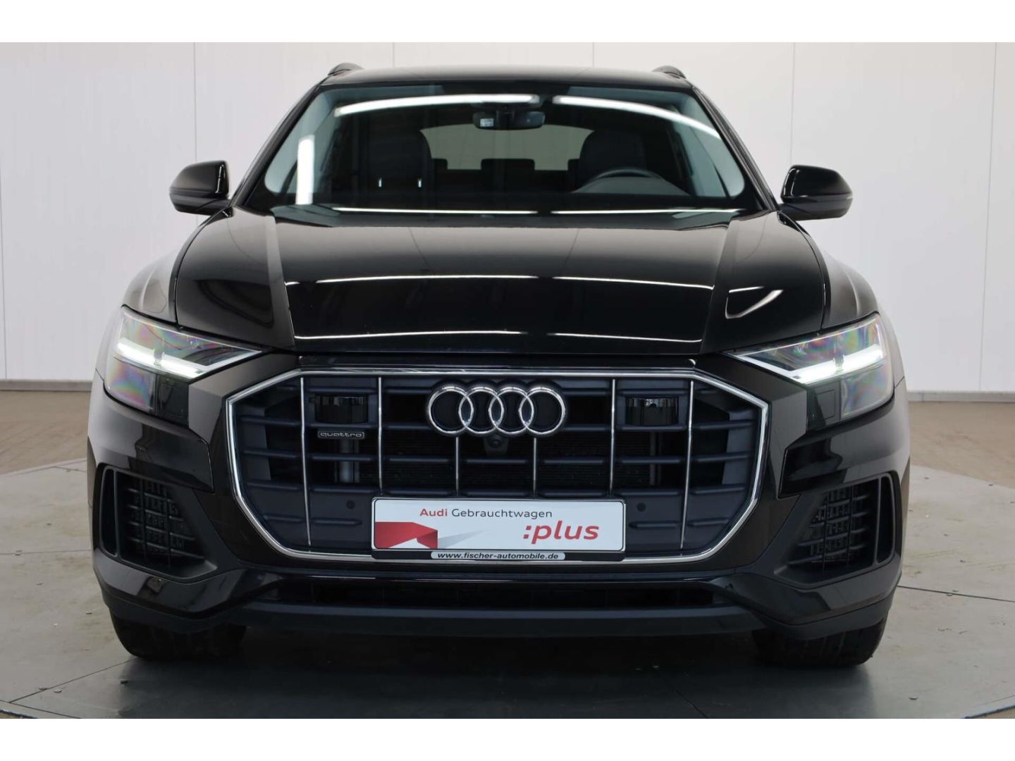 Audi Q8 55 TFSI quattro foto 3