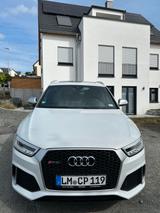 Audi RSQ3 2.5 TFSI performance S tronic quattro p... - schwarze Audi RSQ3