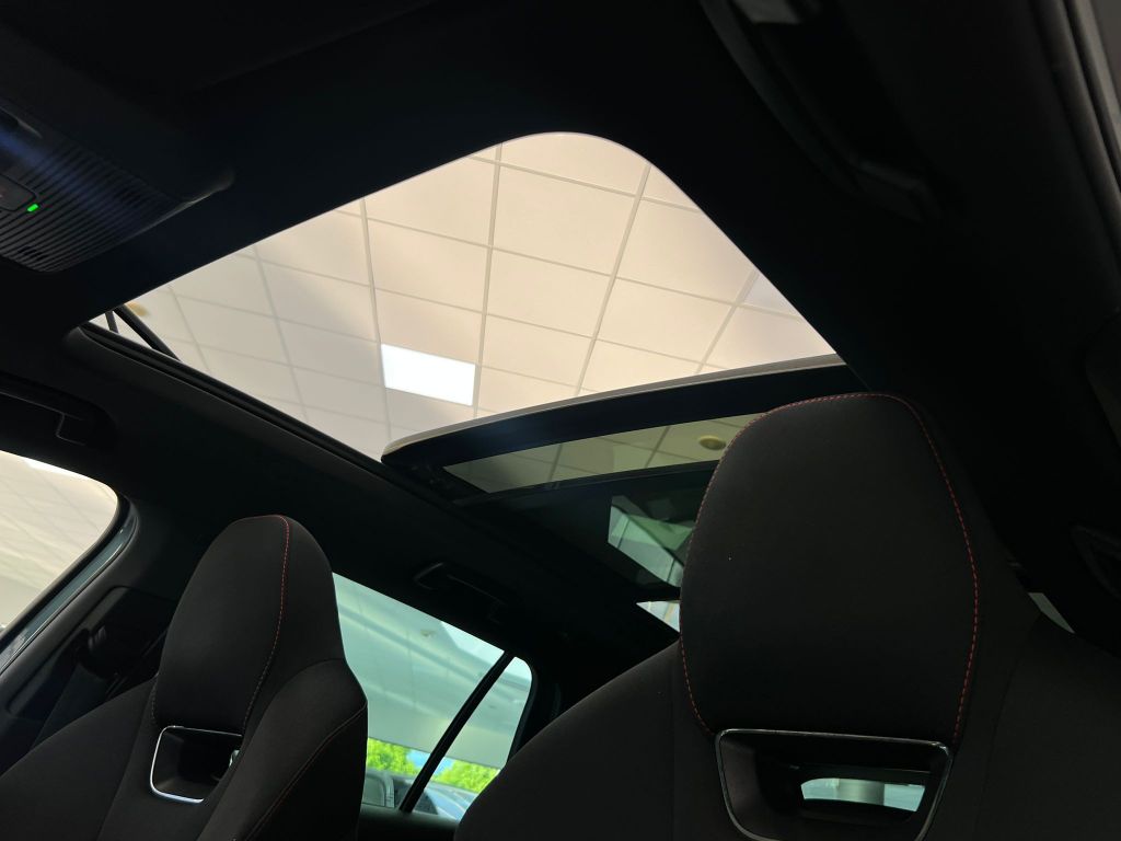 Skoda Octavia RS Combi 2.0 TSI*LED*PANO*TOTW*VIRTU*DAB
