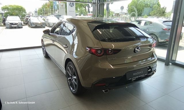Mazda 3 2.5L e-SKYACTIV G 140ps EXCLUSIVE-LINE imagem 3