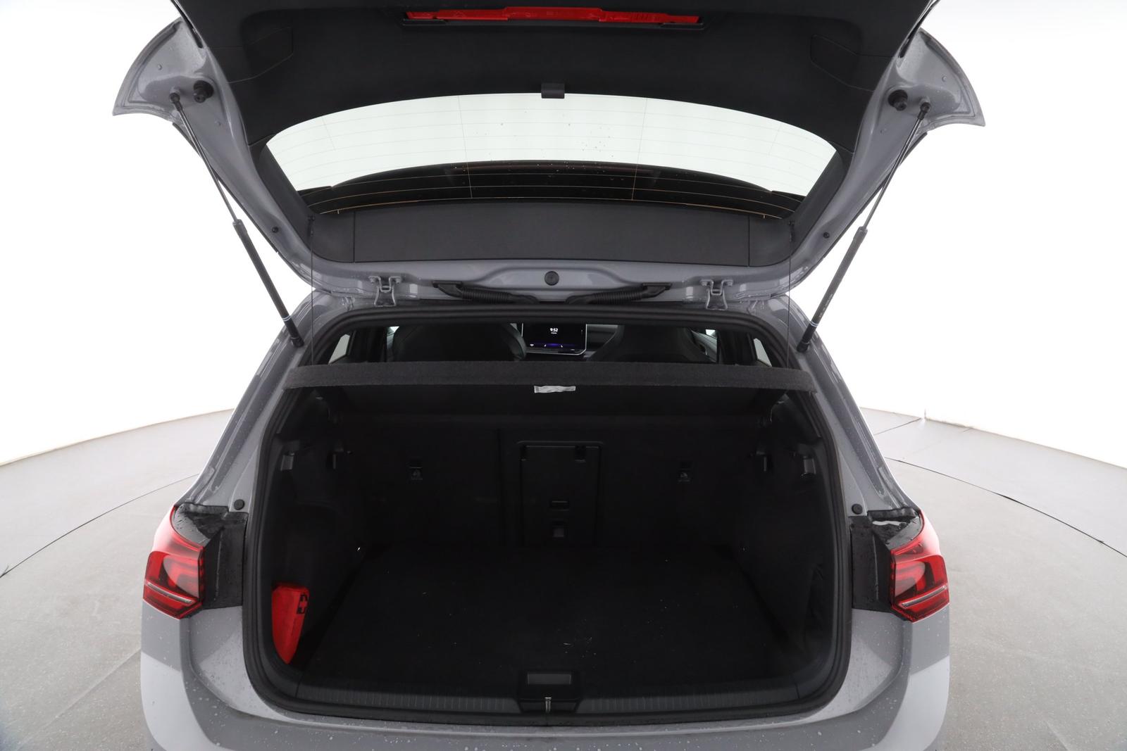 Volkswagen Golf VIII 2.0 TDI DSG R-Line LED NAVI, миниатюра 10