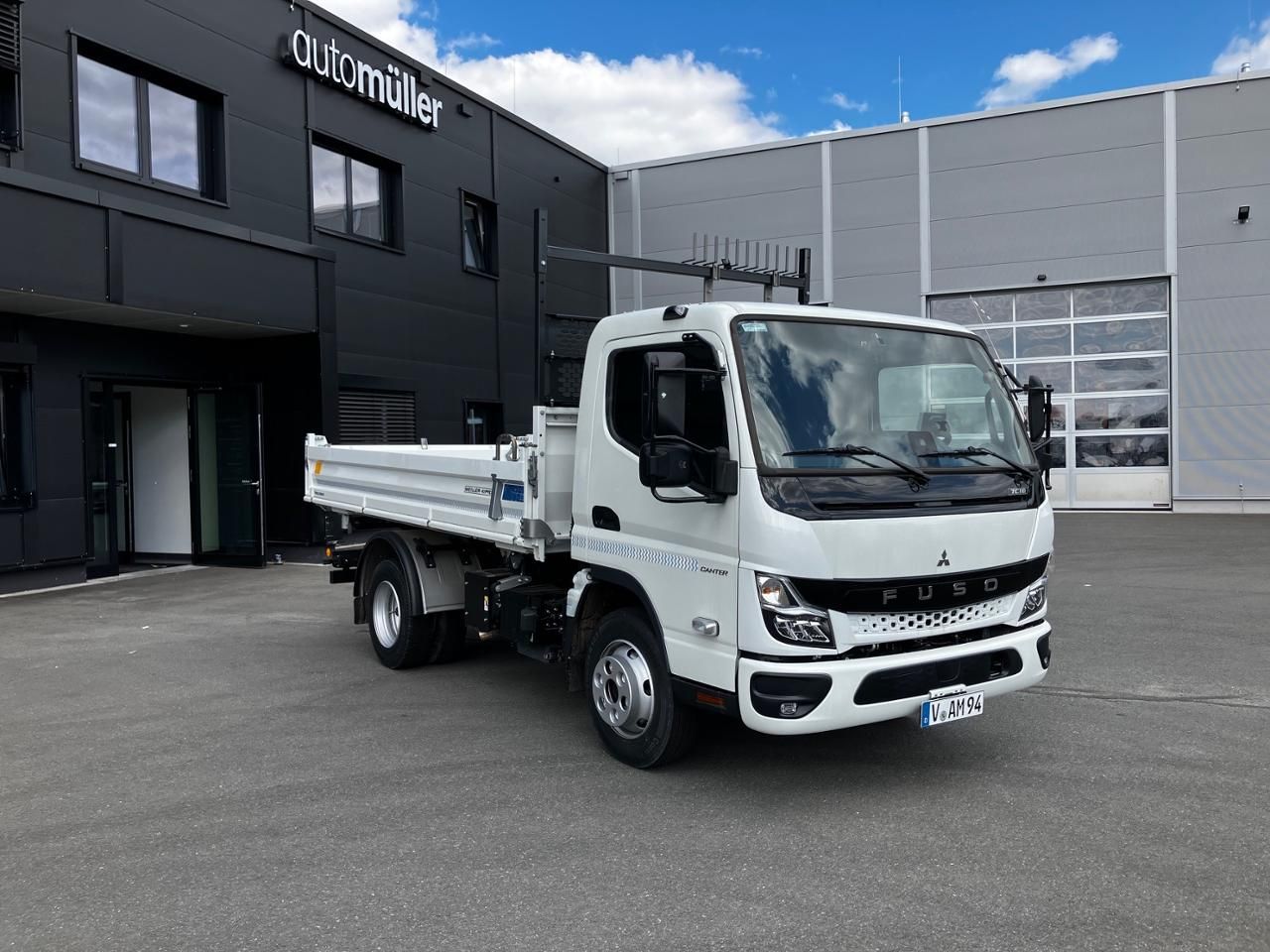 Fahrzeugabbildung FUSO FUSO 7C18 Kipper