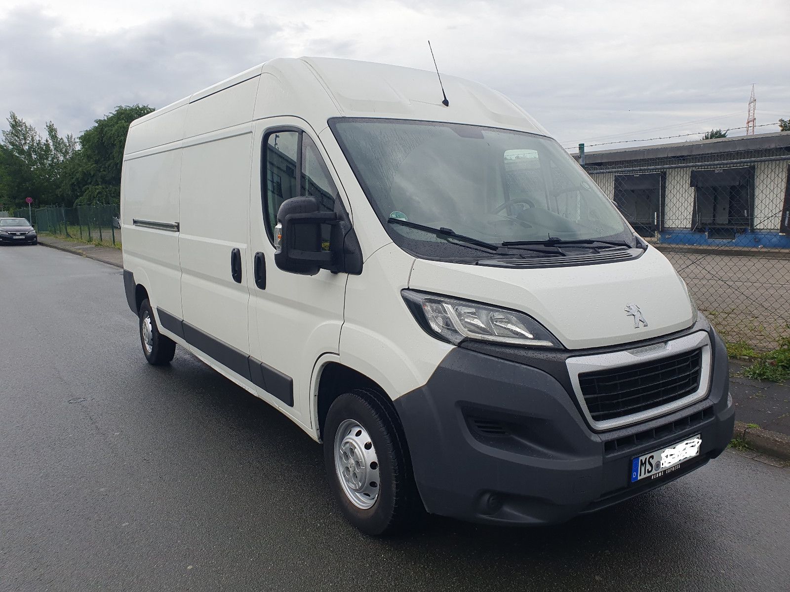 PEUGEOT Boxer