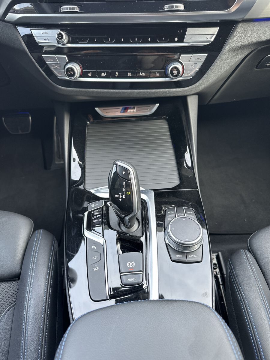 Fahrzeugabbildung BMW X3 M40i NAV+LED+HEAD-UP+ACC+WLAN+DAB+360°+H&K+PP