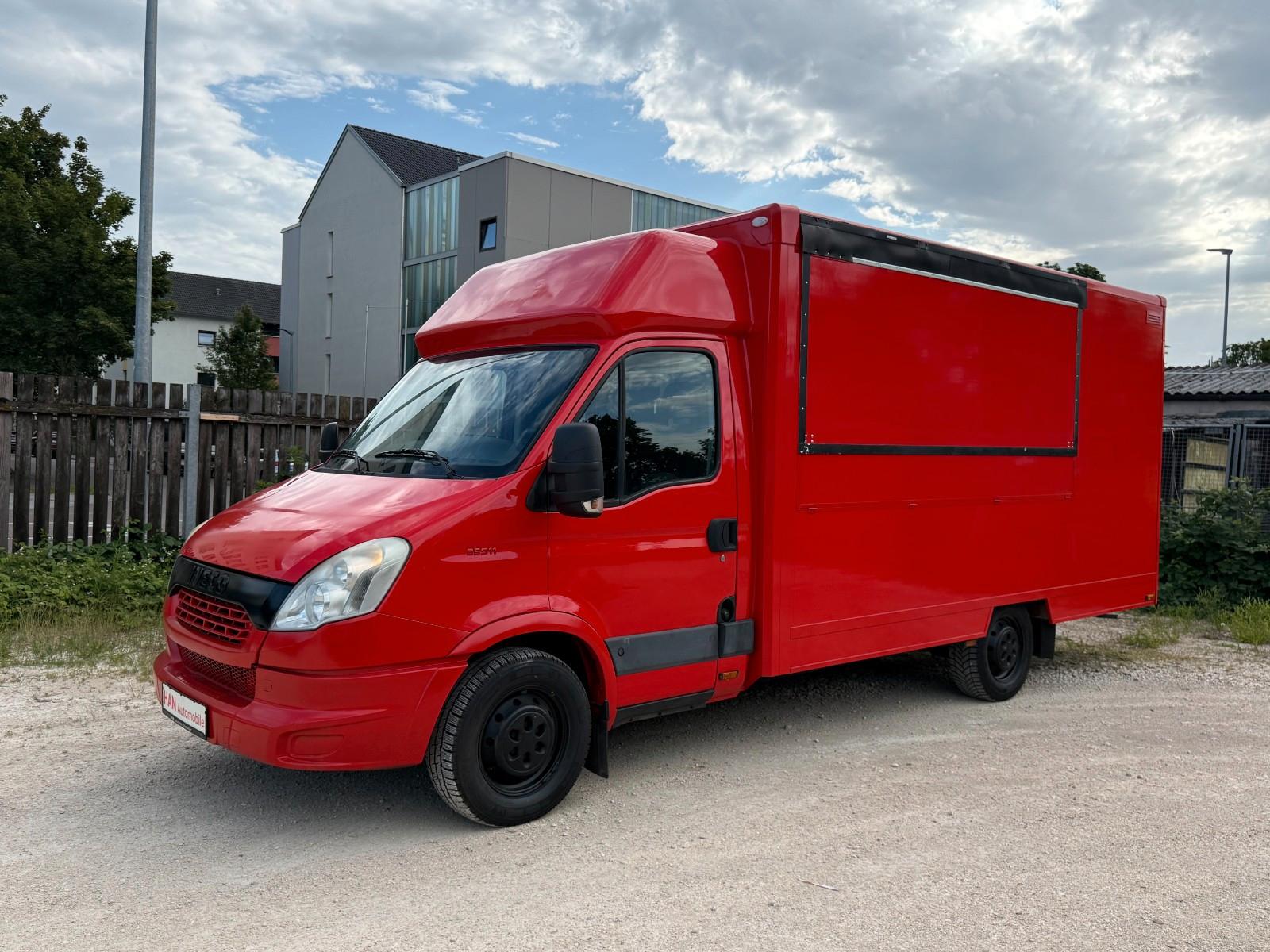 Iveco Han Foodtruck & Imbisswagen & Verkaufswagen